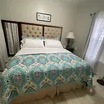 Cozy 3Bdr 2Bth 1St Floor Unit