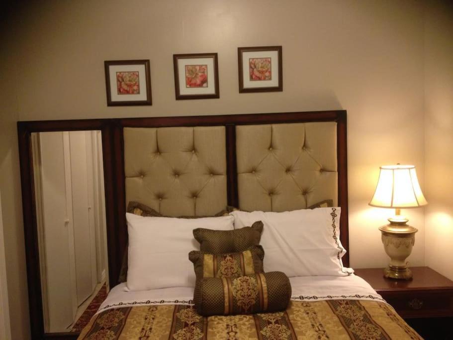 Cozy 3bdr 2bth 1st Floor Unit *