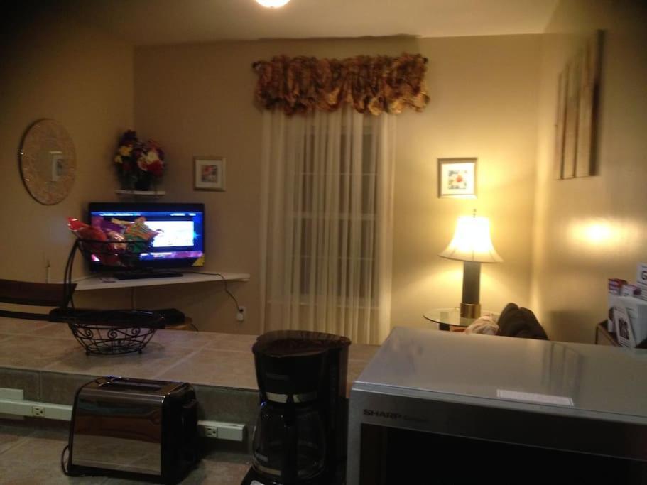 Cozy 3bdr 2bth 1st Floor Unit New Orleans