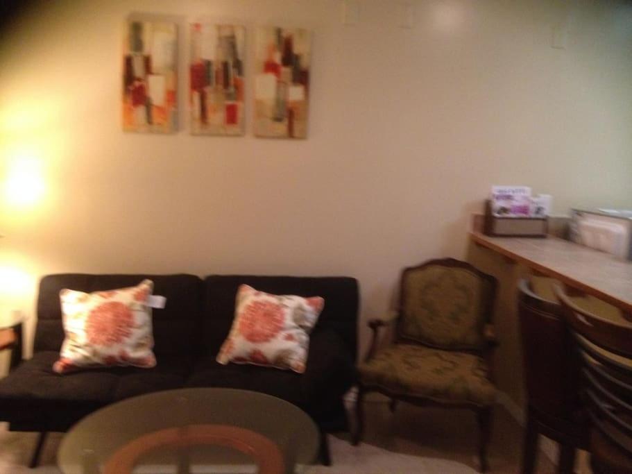Apartment Cozy 3bdr 2bth 1st Floor Unit